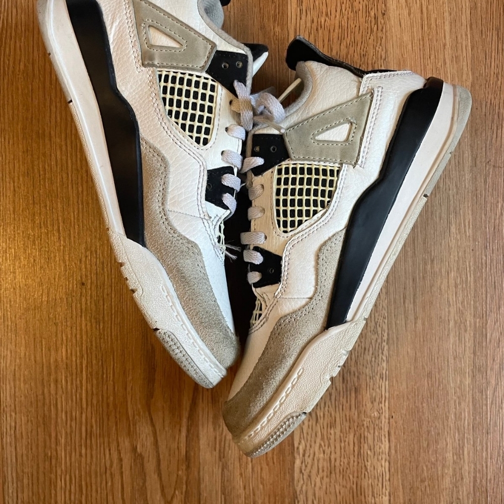 Jordan 4 military black men’s size 13